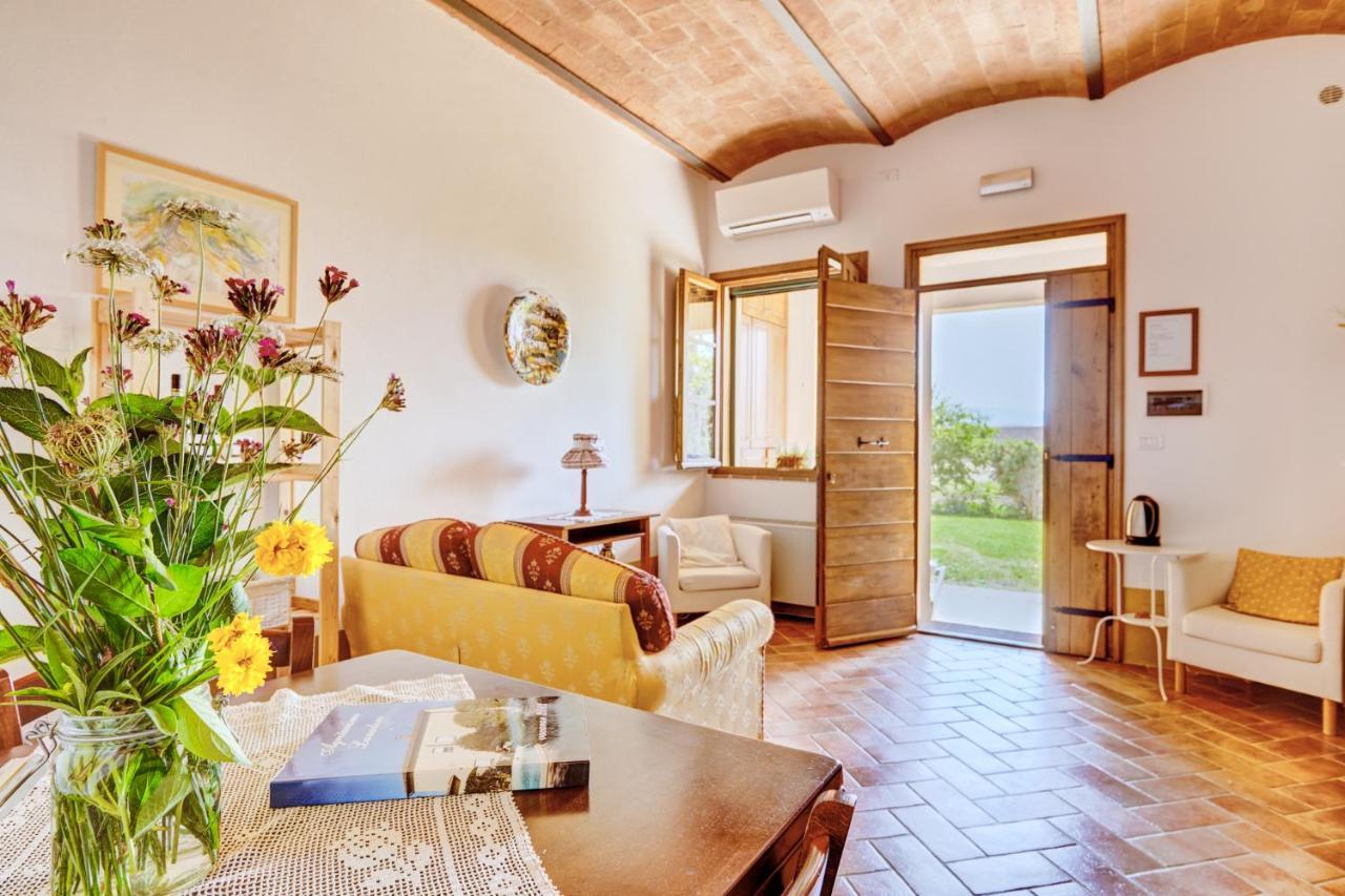 Agriturismo Lunadoro Monticchiello Exterior photo